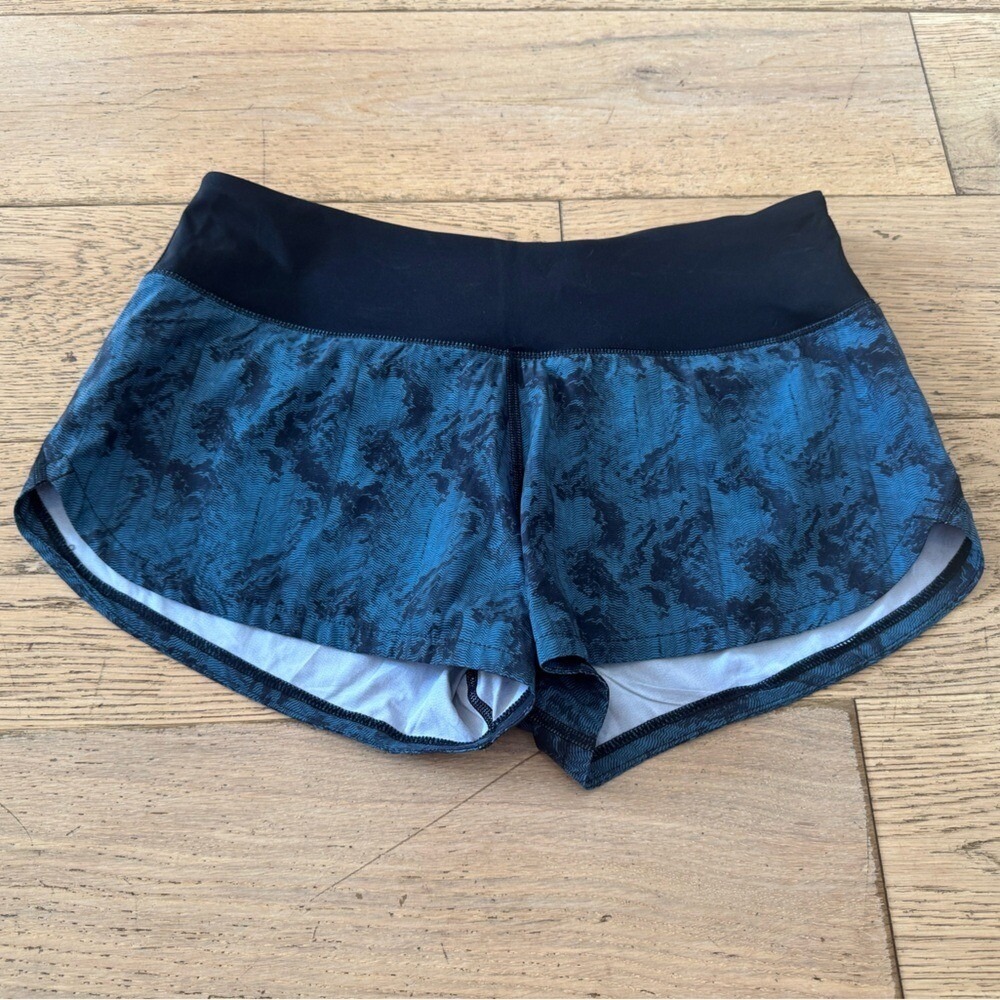 Vuori Clementine Blue Black Abstract Wave Running Shorts VW333 Small (1162)